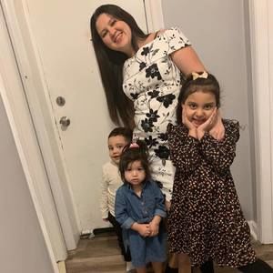 Meet your Posher, Noemí